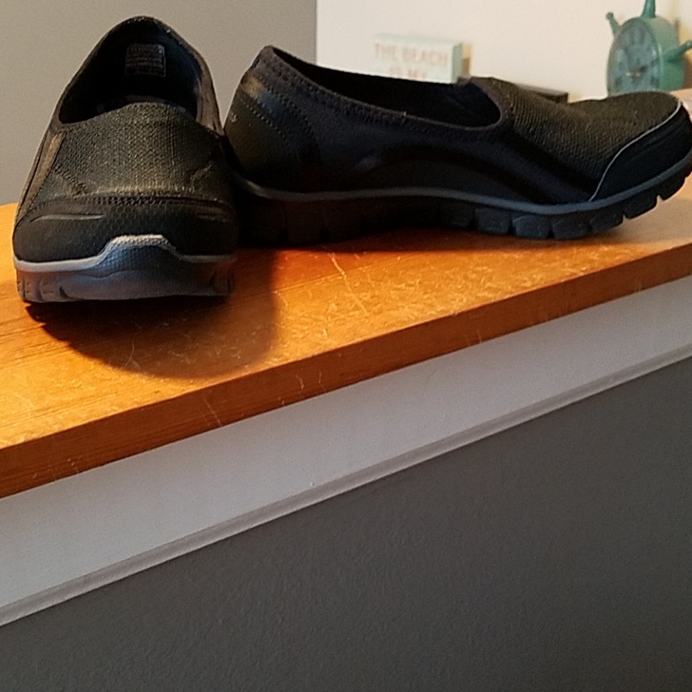 Skechers sneakers